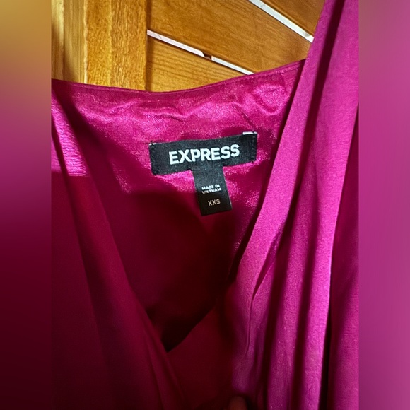 Express Fuschia Pink Dress - Picture 2 of 3